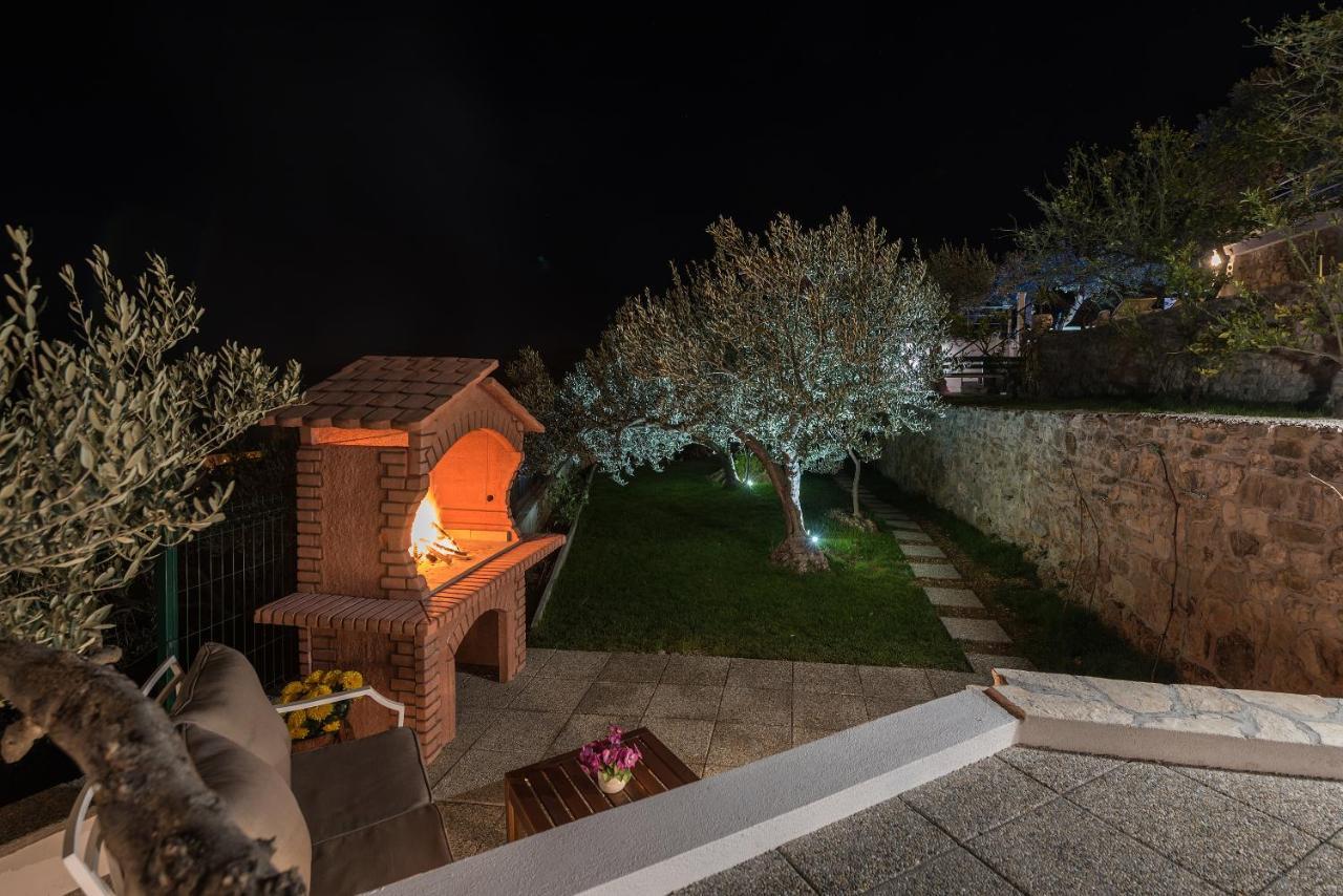 Villa Petra Apartment With Private Pool Makarska Zewnętrze zdjęcie